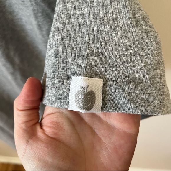 New York or Nowhere Women’s Tee - Picture 5 of 6